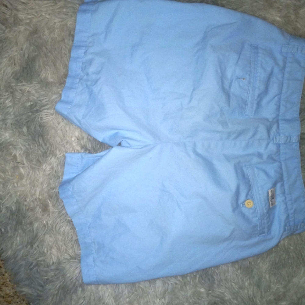 Men's Vineyard Vines light blue shorts 32